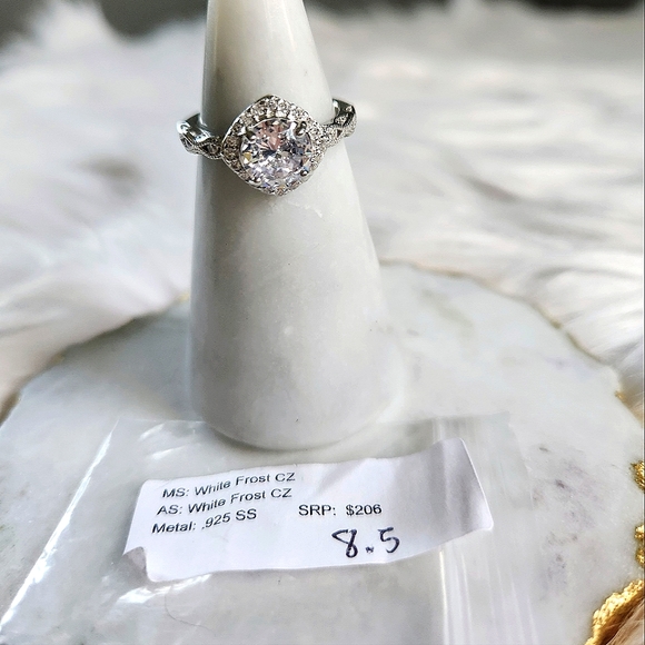 NWT Ryze White Frost Cubic Zirconia .925 Sterling Silver Ring - Size 8.5 - Picture 6 of 8